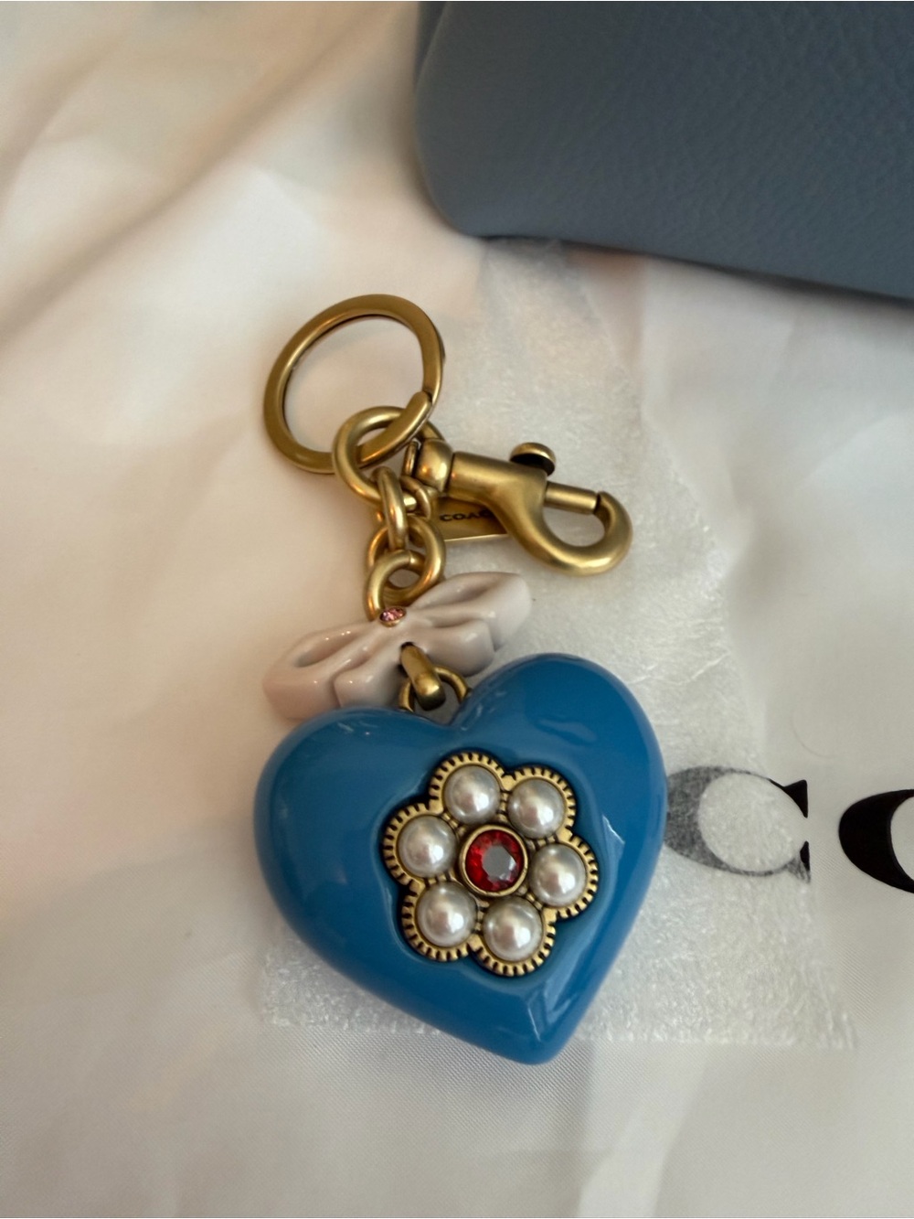 Coach Bluebell Lana 23 Pebbled Leather Satchel & Coach Blue heart Charm lot EUC - Picture 6 of 14
